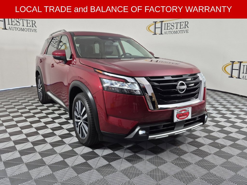 Used 2022 Nissan Pathfinder Platinum AWD/4WD image 2