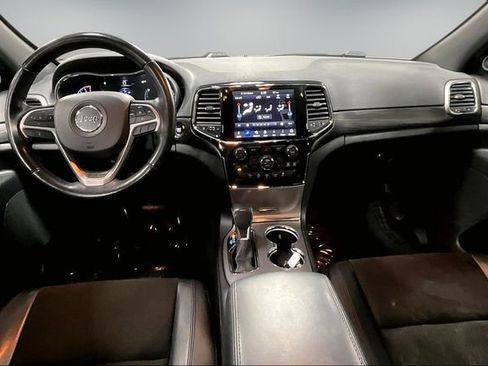 Used 2021 Jeep Grand Cherokee Laredo X AWD/4WD image 8