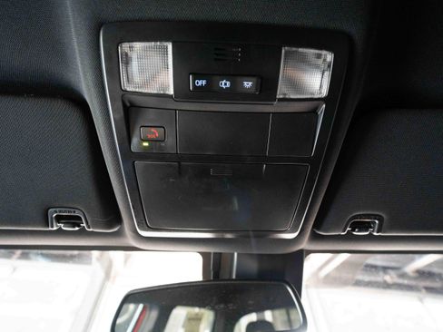 Used 2022 Toyota Tacoma TRD Sport AWD/4WD image 18