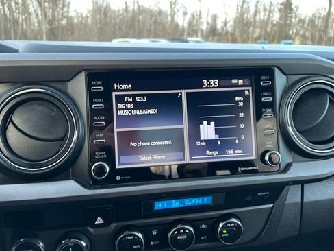 Certified 2023 Toyota Tacoma TRD Off-Road image 25