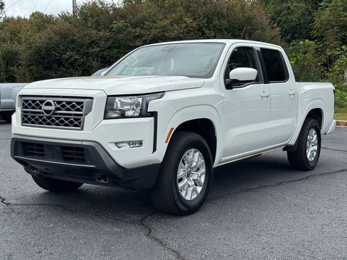 Used 2024 Nissan Frontier SV w/ SV Convenience Package image 7