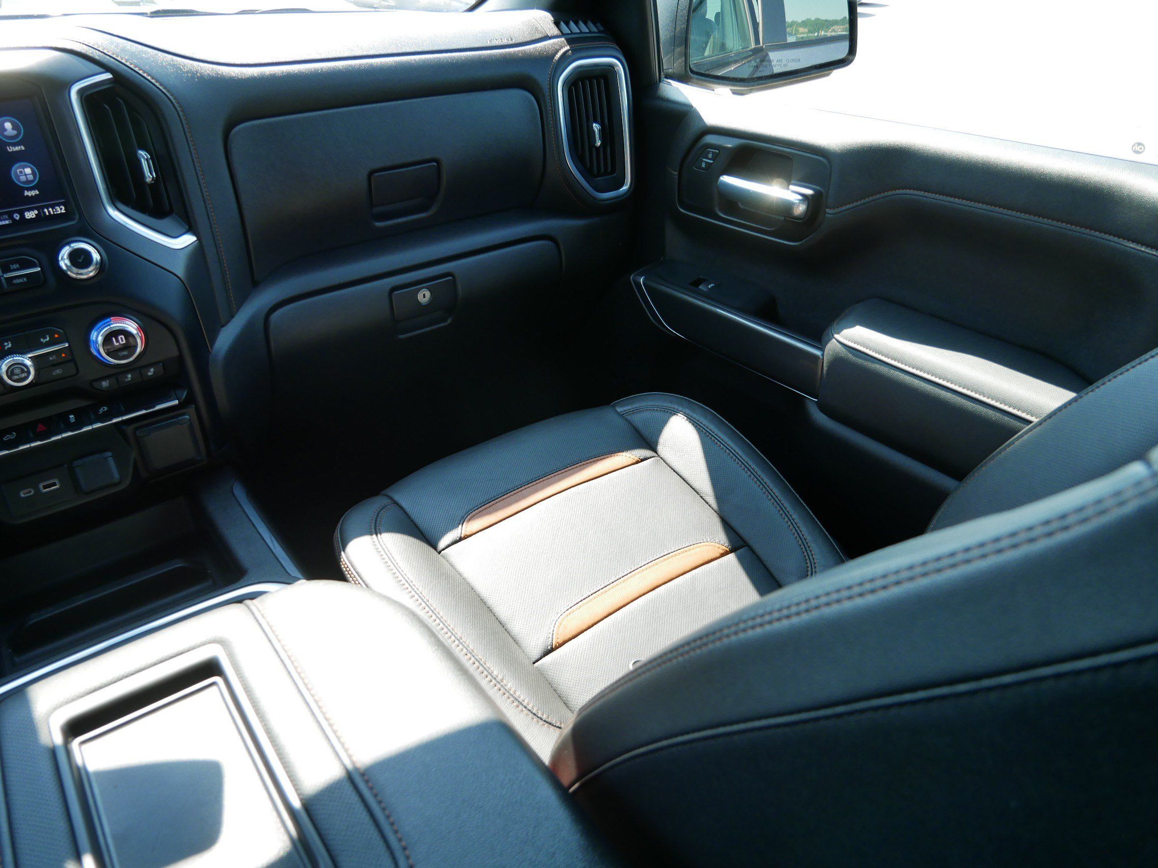 Used 2021 GMC Sierra 1500 AT4 AWD/4WD image 11