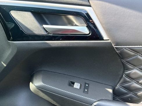 Used 2023 Mitsubishi Outlander SEL FWD image 20