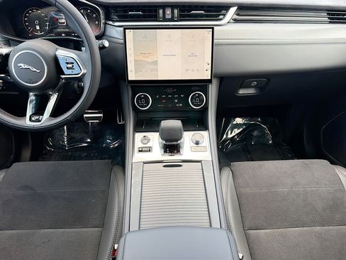 New 2026 Jaguar F-PACE SVR 575 Edition AWD/4WD image 20