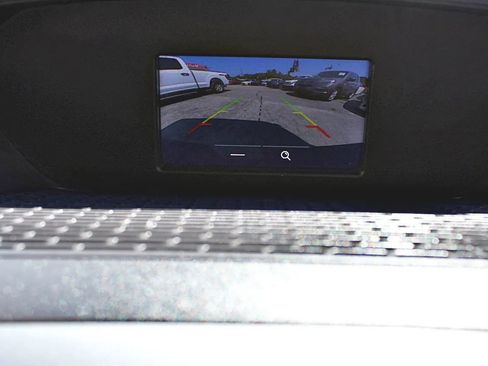 Used 2017 Ford Transit 350 XLT image 17