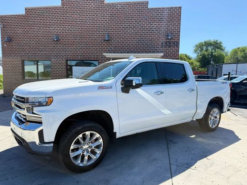 Used 2020 Chevrolet Silverado 1500 LTZ AWD/4WD image 5