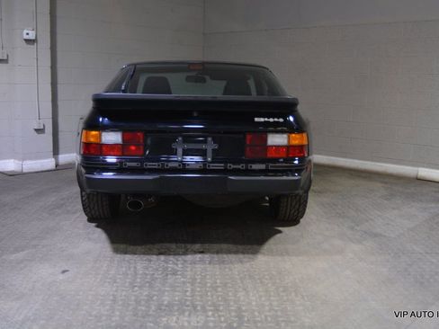 Used 1986 Porsche 944 Coupe image 6