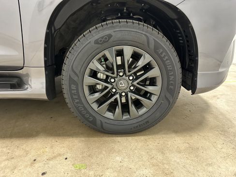 Certified 2022 Lexus GX 460 Premium AWD/4WD image 13