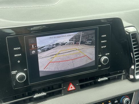Certified 2025 Kia Sportage LX FWD image 22