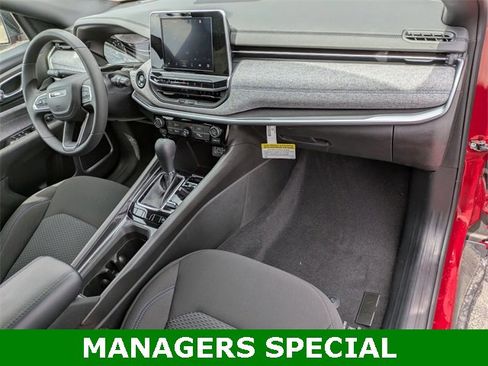 New 2025 Jeep Compass Sport image 29