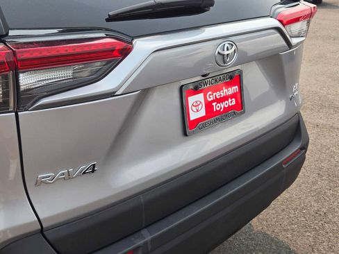 Certified 2025 Toyota RAV4 LE AWD/4WD image 16