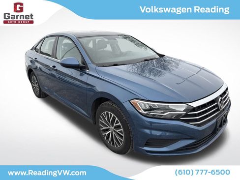 Used 2021 Volkswagen Jetta SE w/ SE Cold Weather Package image 8