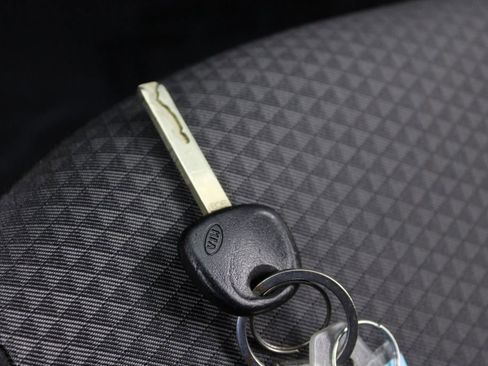 Used 2020 Kia Soul LX image 27