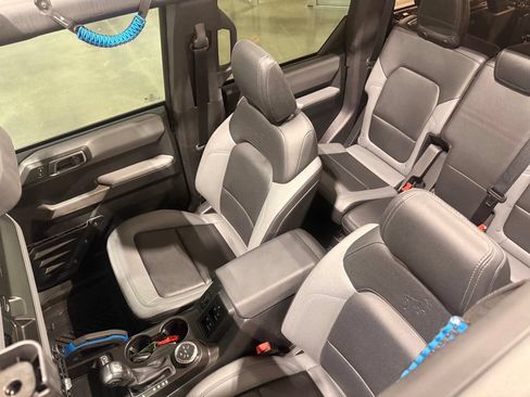 Used 2023 Ford Bronco Black Diamond AWD/4WD image 18
