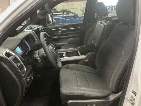 Certified 2025 RAM 1500 Big Horn AWD/4WD image 14