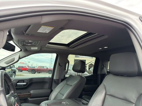 Used 2019 GMC Sierra 1500 SLT AWD/4WD image 32