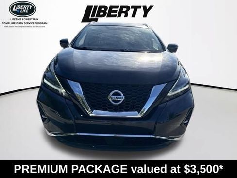Used 2019 Nissan Murano SV w/ Premium Package AWD/4WD image 2
