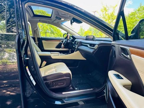 Used 2017 Lexus RX 350 AWD w/ Premium Package image 11