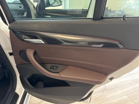 Used 2018 BMW X1 xDrive28i w/ Convenience Package AWD/4WD image 21