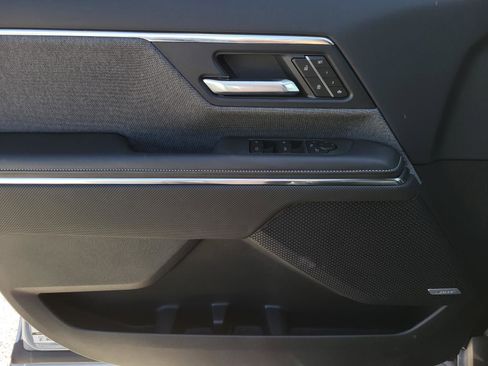 New 2026 GMC Sierra EV Elevation w/ Premium Package AWD/4WD image 6