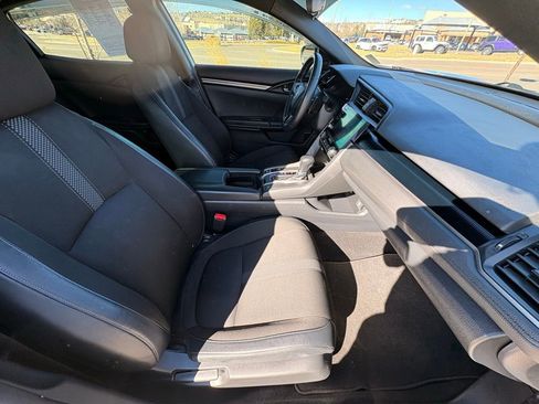 Used 2021 Honda Civic Sport image 34