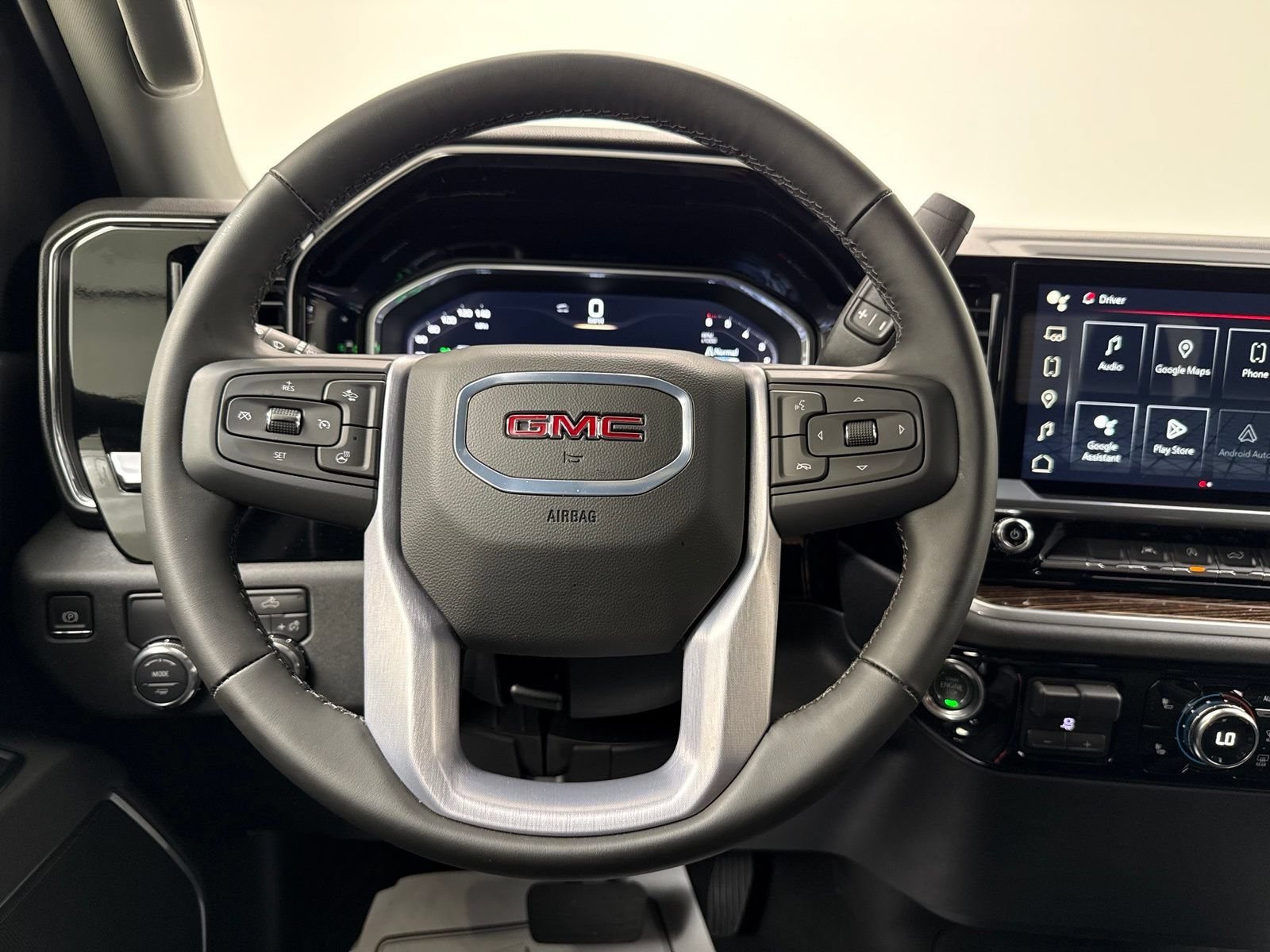 Used 2026 GMC Sierra 1500 SLE w/ Preferred Package RWD image 26