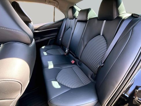 Certified 2023 Toyota Camry SE FWD image 20