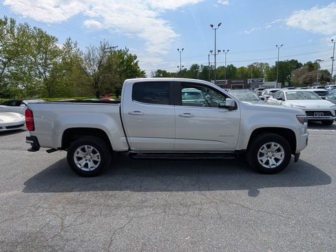 Used 2020 Chevrolet Colorado LT RWD image 6
