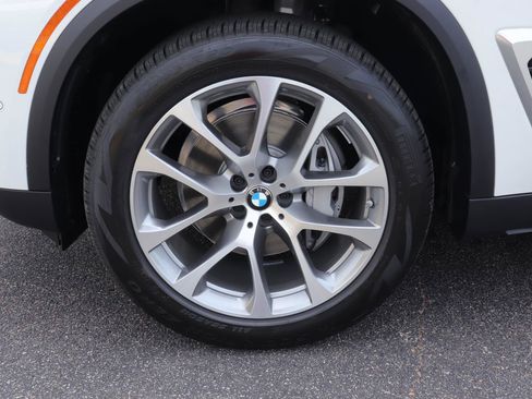 New 2026 BMW X5 sDrive40i w/ Climate Comfort Package RWD image 41