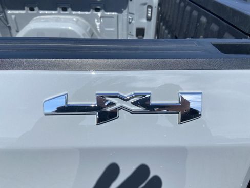 Used 2024 GMC Sierra 1500 Elevation AWD/4WD image 15