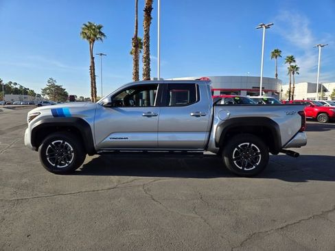 Certified 2025 Toyota Tacoma TRD Sport w/ TRD Sport Upgrade Package image 6