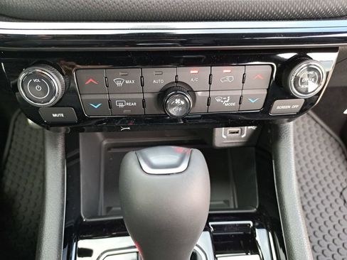 New 2026 Jeep Compass Latitude w/ Quick Order Package 29K image 21