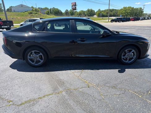 Used 2025 Kia K4 FWD image 9