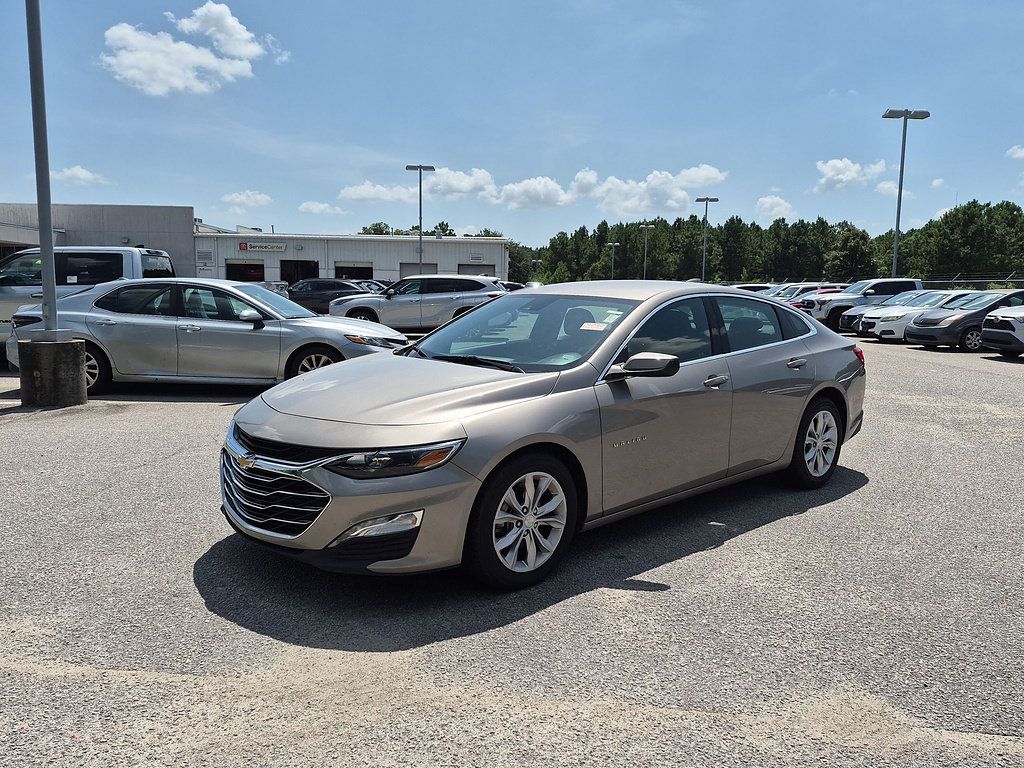 Used 2025 Chevrolet Malibu LT FWD image 7