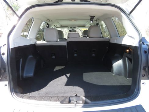 Used 2015 Subaru Forester 2.5i Premium w/ All-Weather Package image 17