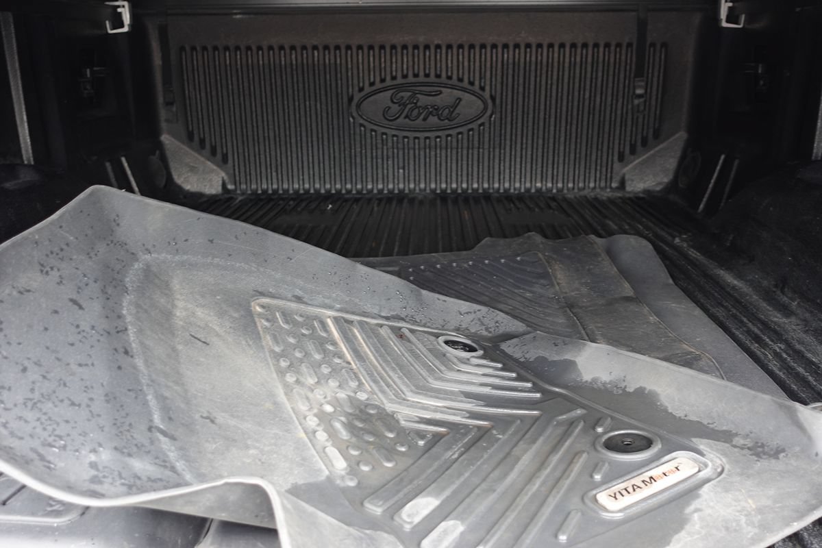 Used 2023 Ford F150 Lariat w/ Equipment Group 502A High AWD/4WD image 14