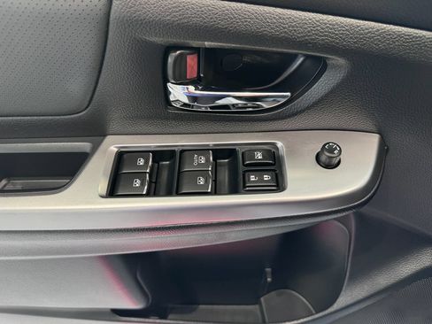 Used 2017 Subaru Crosstrek 2.0i Limited AWD/4WD image 24