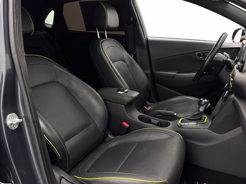 Used 2019 Hyundai Kona Limited FWD image 40