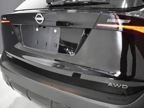 New 2025 Nissan Kicks SV w/ SV Premium Package image 12