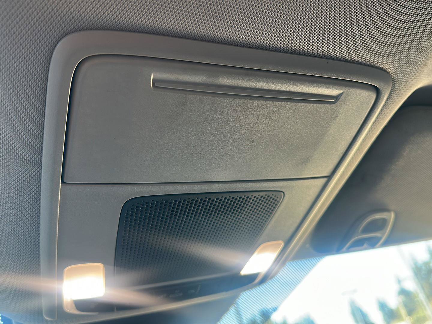 Used 2025 Honda Pilot EX-L image 17