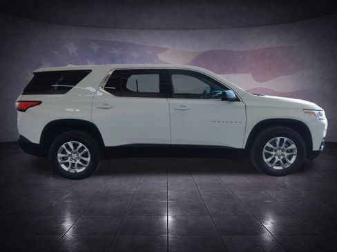 Used 2021 Chevrolet Traverse LS FWD image 6