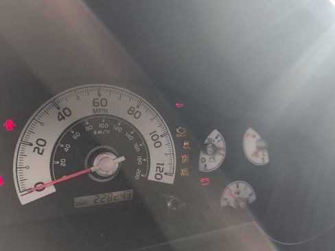 Used 2007 Toyota FJ Cruiser 4WD image 12