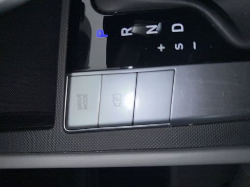 Used 2024 Hyundai Elantra SEL image 15