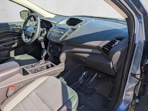 Used 2018 Ford Escape S image 17