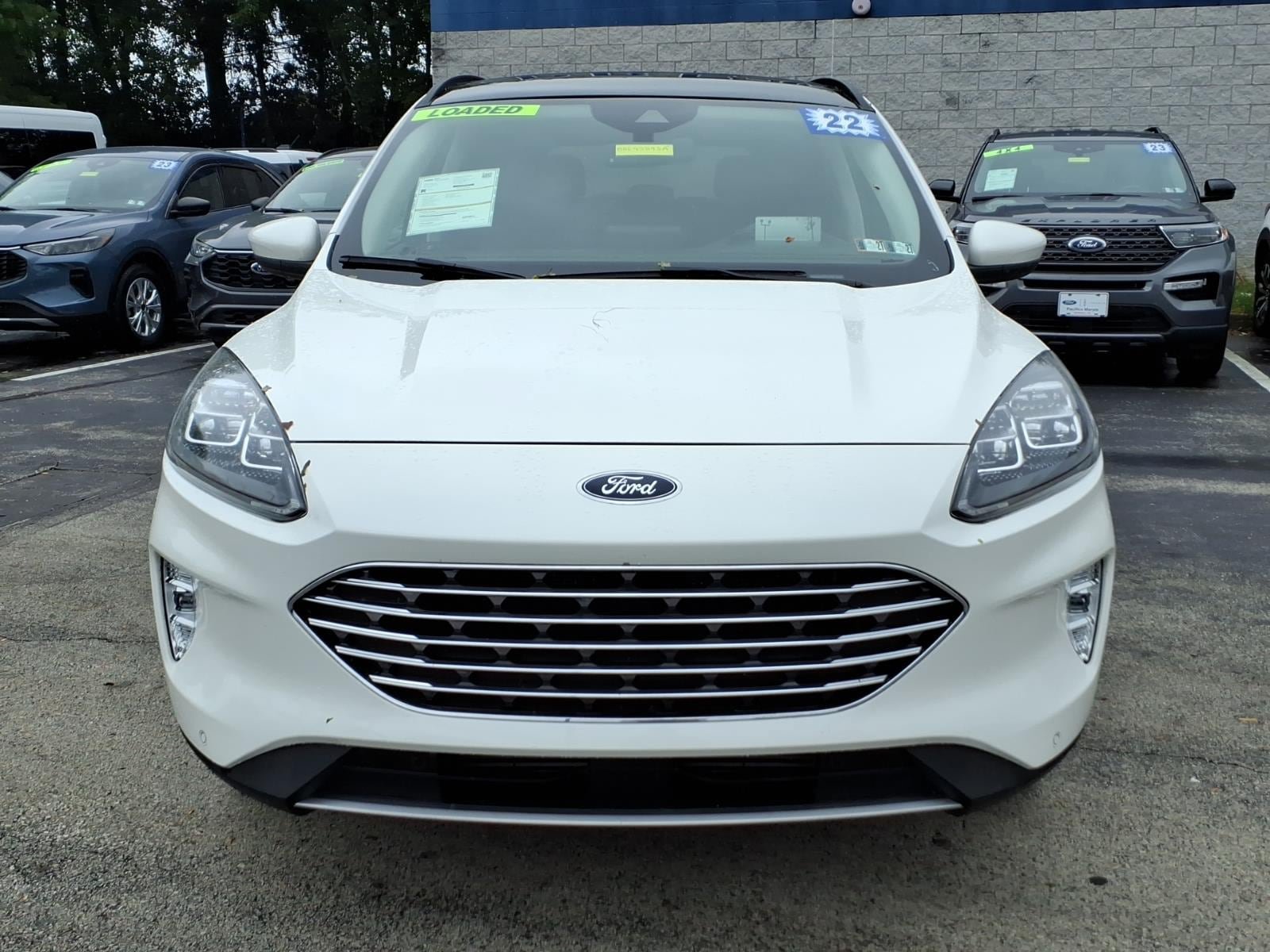 Certified 2022 Ford Escape Titanium w/ Titanium Elite Package AWD/4WD image 9