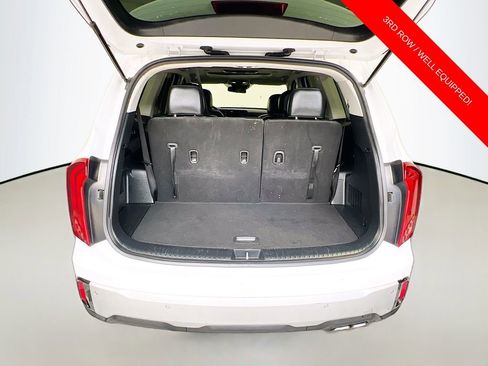 Certified 2023 Kia Telluride S w/ S Sunroof Package FWD image 28