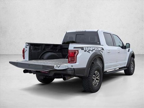 Used 2018 Ford F150 Raptor w/ Equipment Group 802A Luxury AWD/4WD image 5