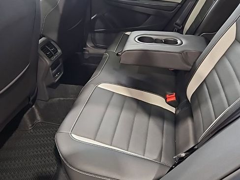 New 2026 Volkswagen Taos SEL image 22