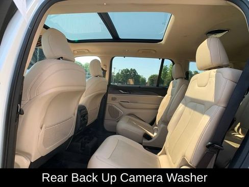 Used 2021 Jeep Grand Cherokee L Limited w/ Luxury Tech Group II AWD/4WD image 24