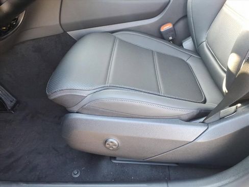 Certified 2026 Mercedes-Benz GLC 300 4MATIC image 15